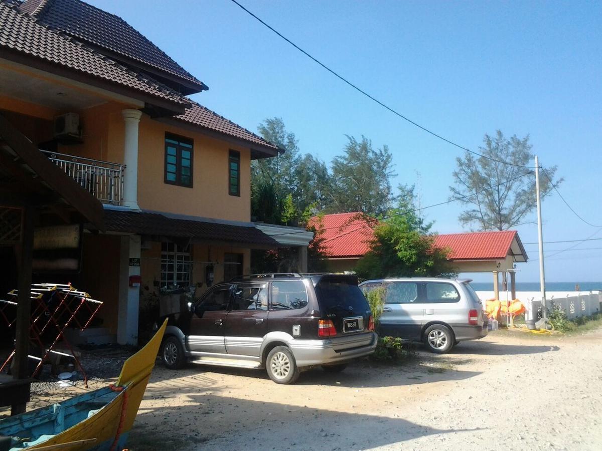 Saba Lodge Dungun Exterior foto