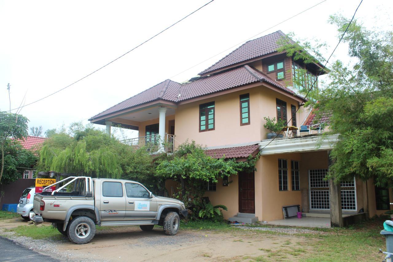Saba Lodge Dungun Exterior foto